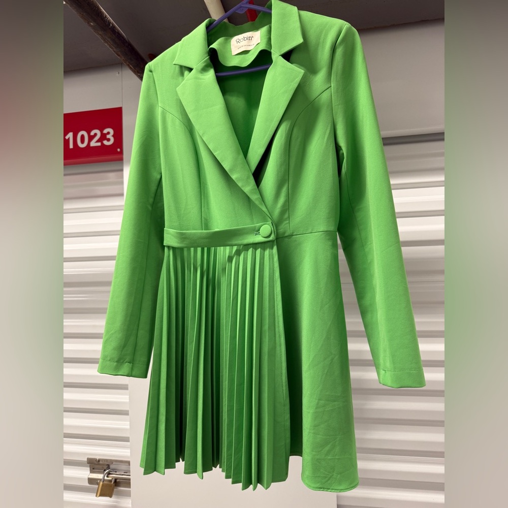 Vibrant Green Pleated dress.